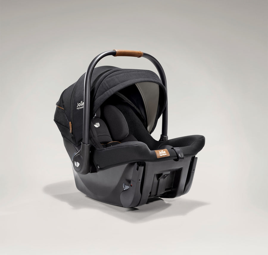 JOIE Sprint Babyschale mit integrierten ISOFIX-Konnektoren